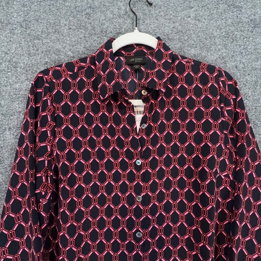 J. Jill Blouse Women XS Blue Pink Geometric Wearever Petite Button Up Blouse NEW - Picture 2 of 11